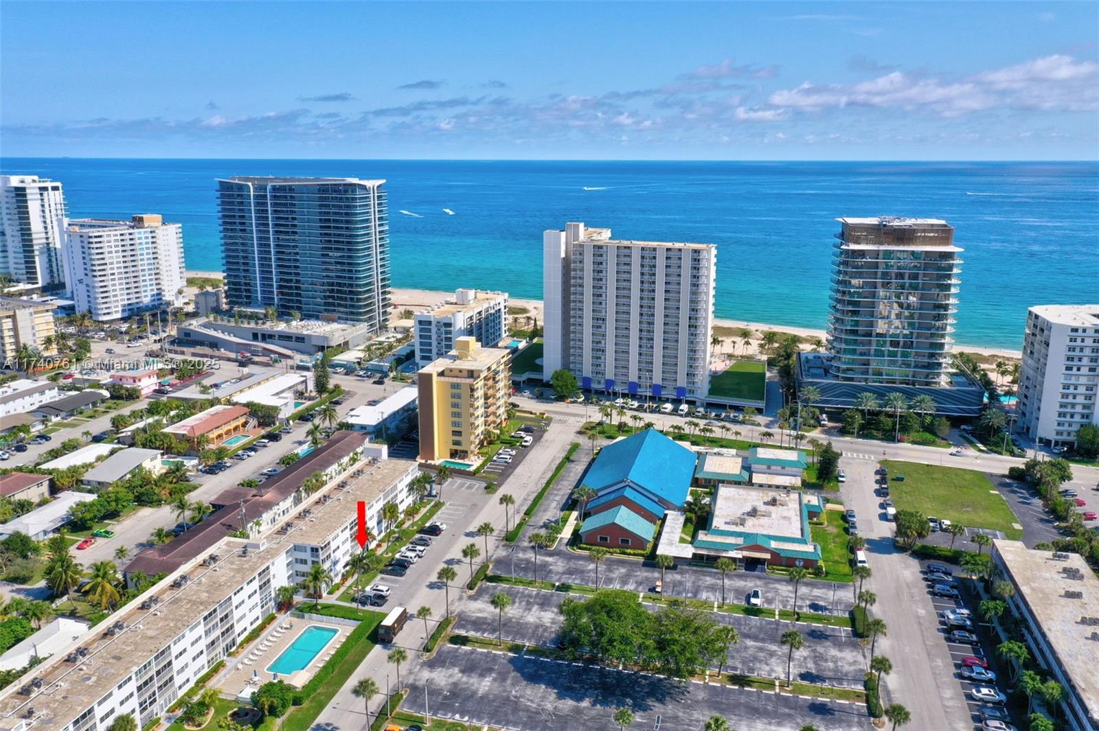 Property for Sale at 3221 Ne 8th St 103, Pompano Beach, Broward County, Florida - Bedrooms: 2 
Bathrooms: 2  - $329,000