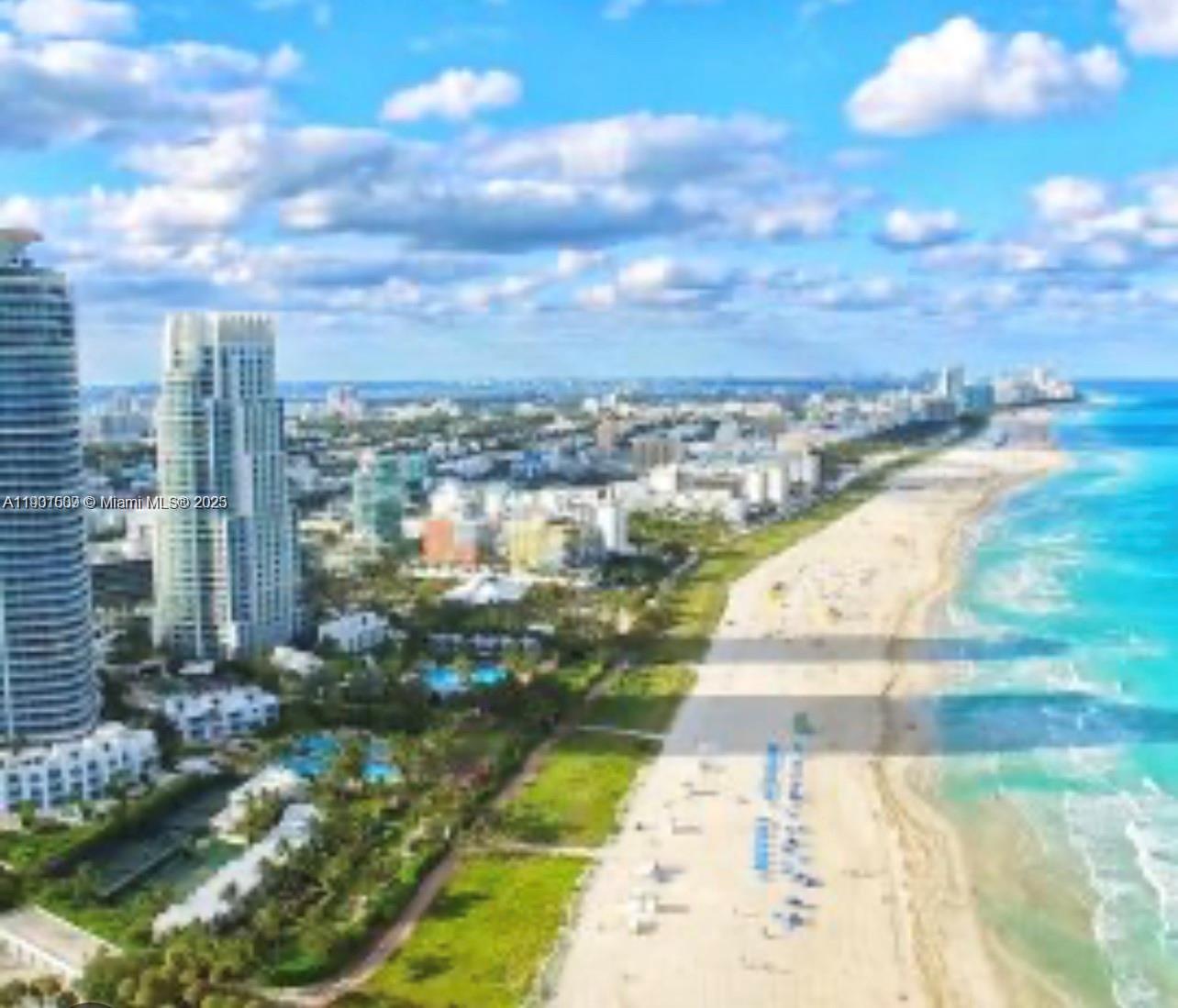 THE PINEAPPLE CONDO - Residential Lease