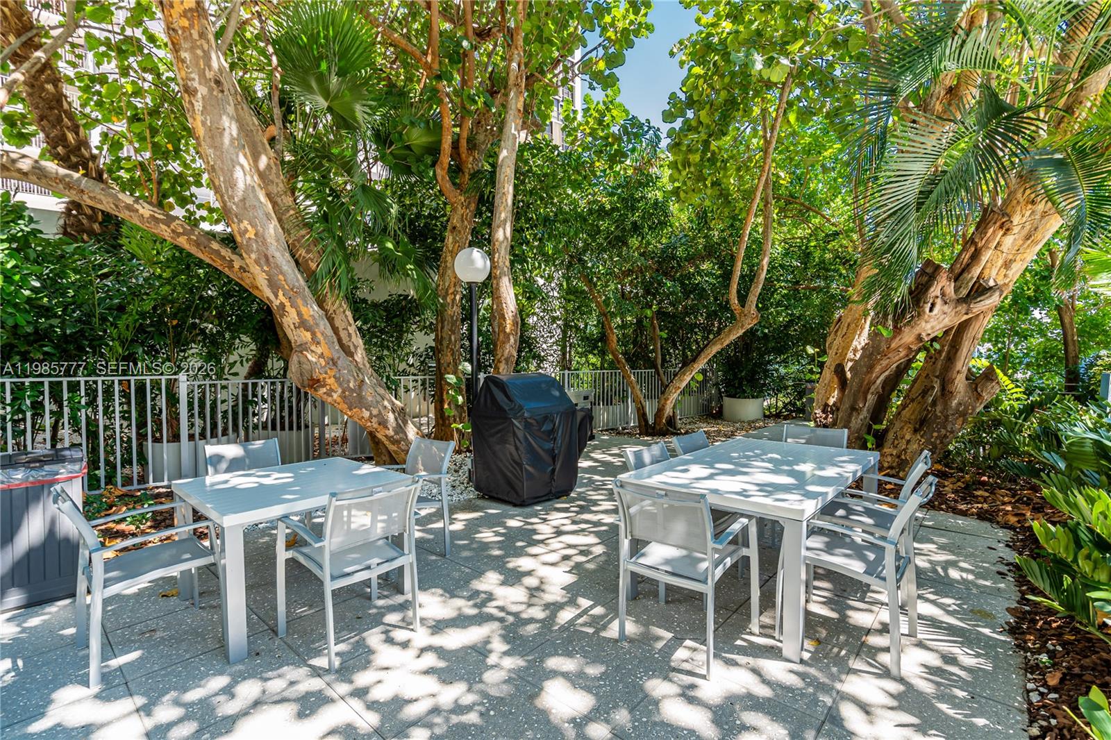 ATLANTIS ON BRICKELL COND - Residential