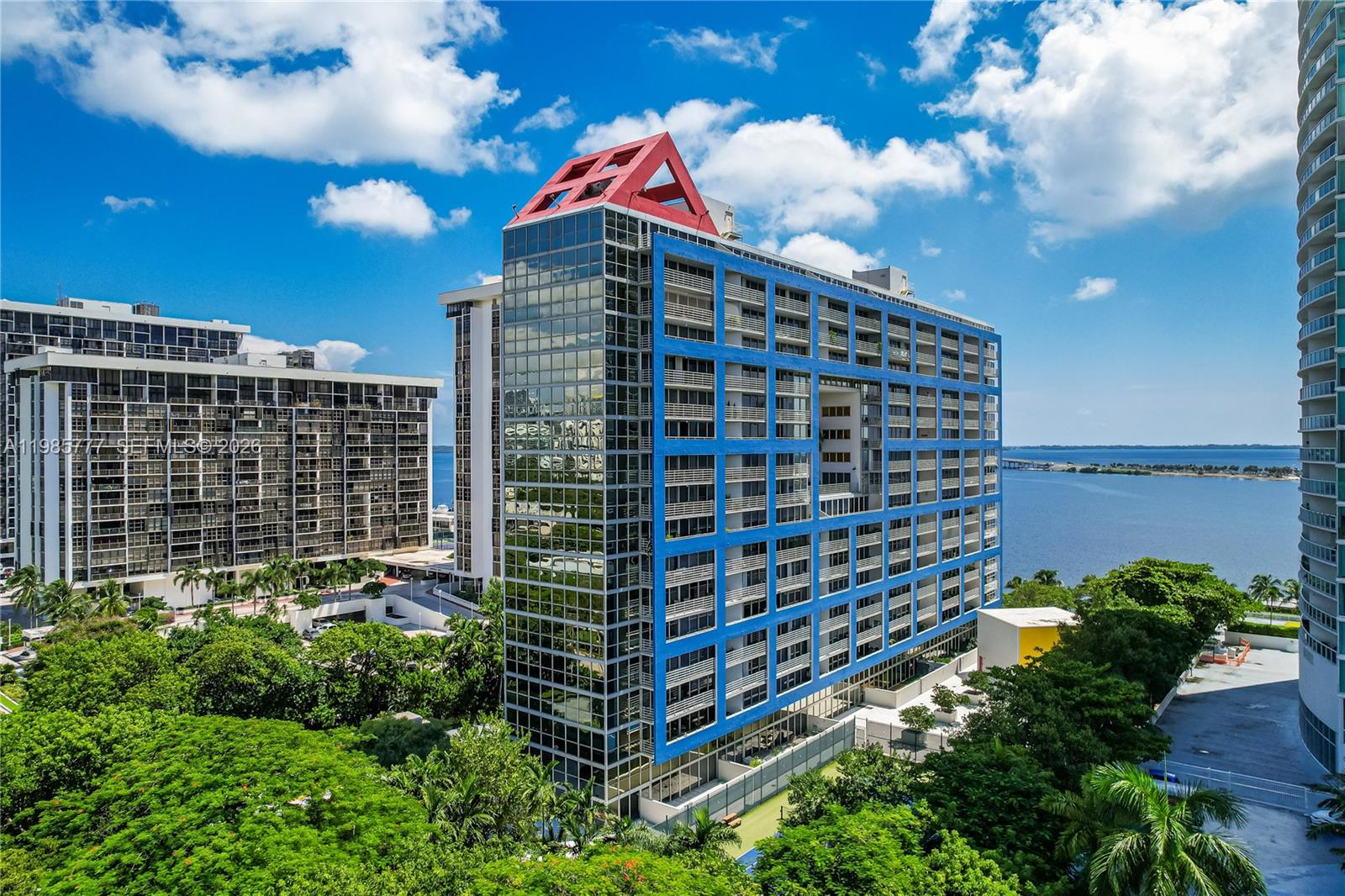 ATLANTIS ON BRICKELL COND - Residential