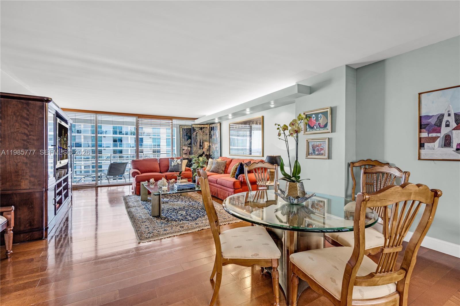 ATLANTIS ON BRICKELL COND - Residential