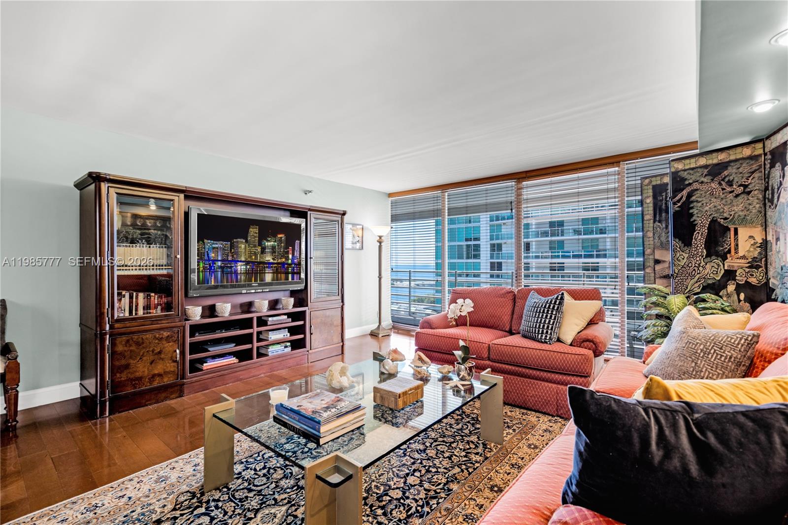 ATLANTIS ON BRICKELL COND - Residential