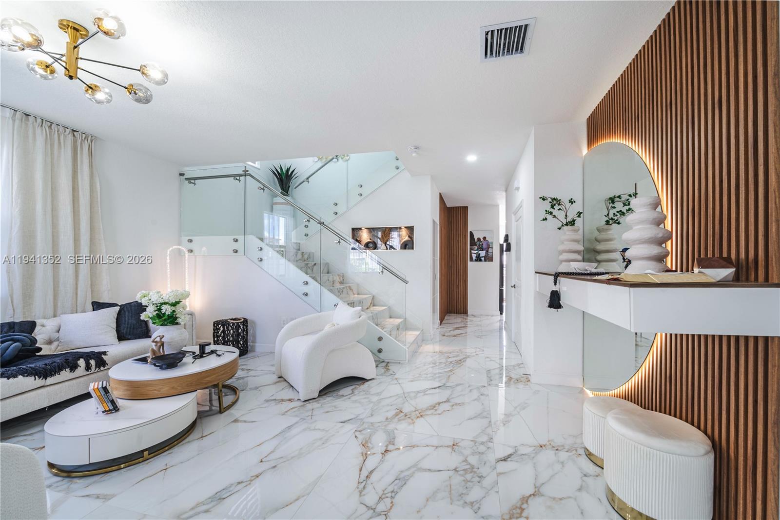 KENDALL ASSEMBLAGE NORTH - Residential Lease