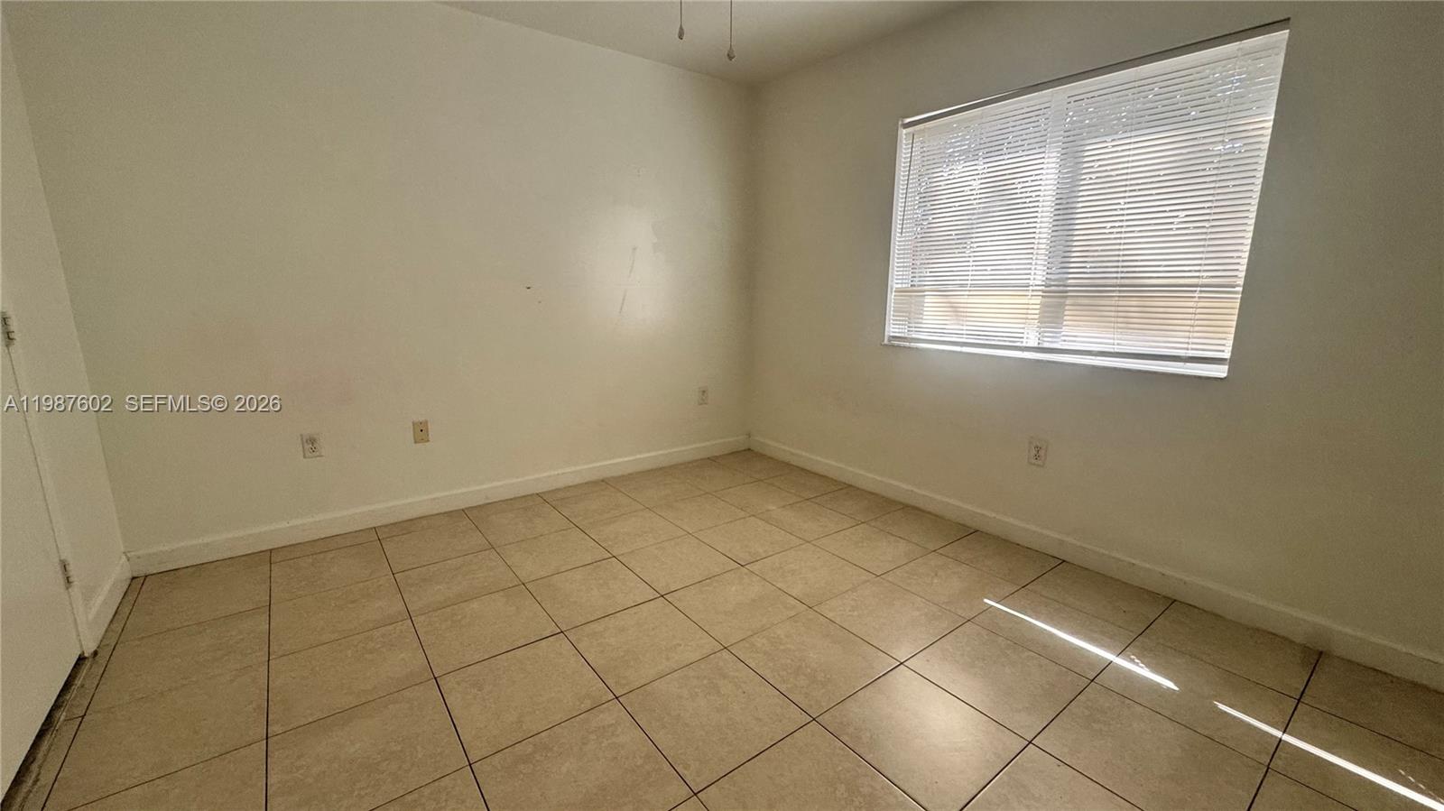 VENETIA GARDENS SOUTH CON - Residential Lease