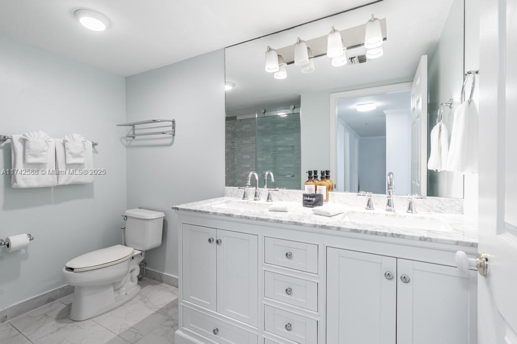 THE MUTINY CONDO - Residential