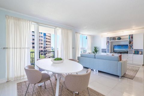 2951 S Bayshore Dr 907/909 Miami FL 33133