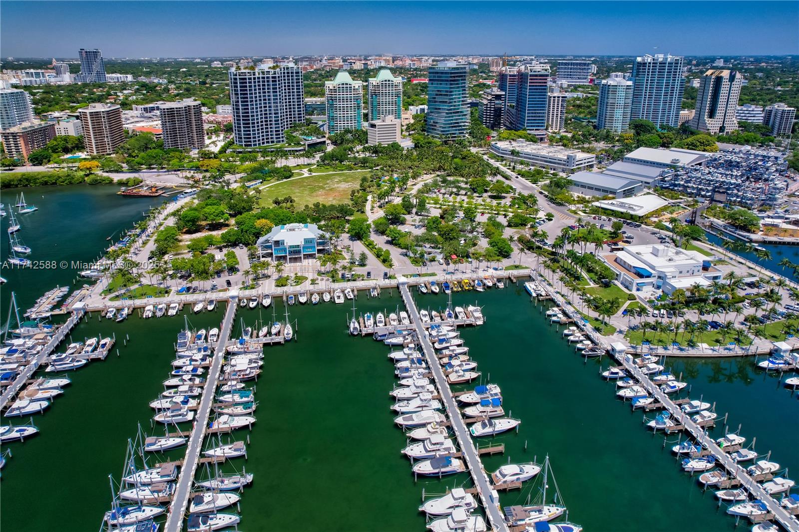 THE MUTINY CONDO - Residential