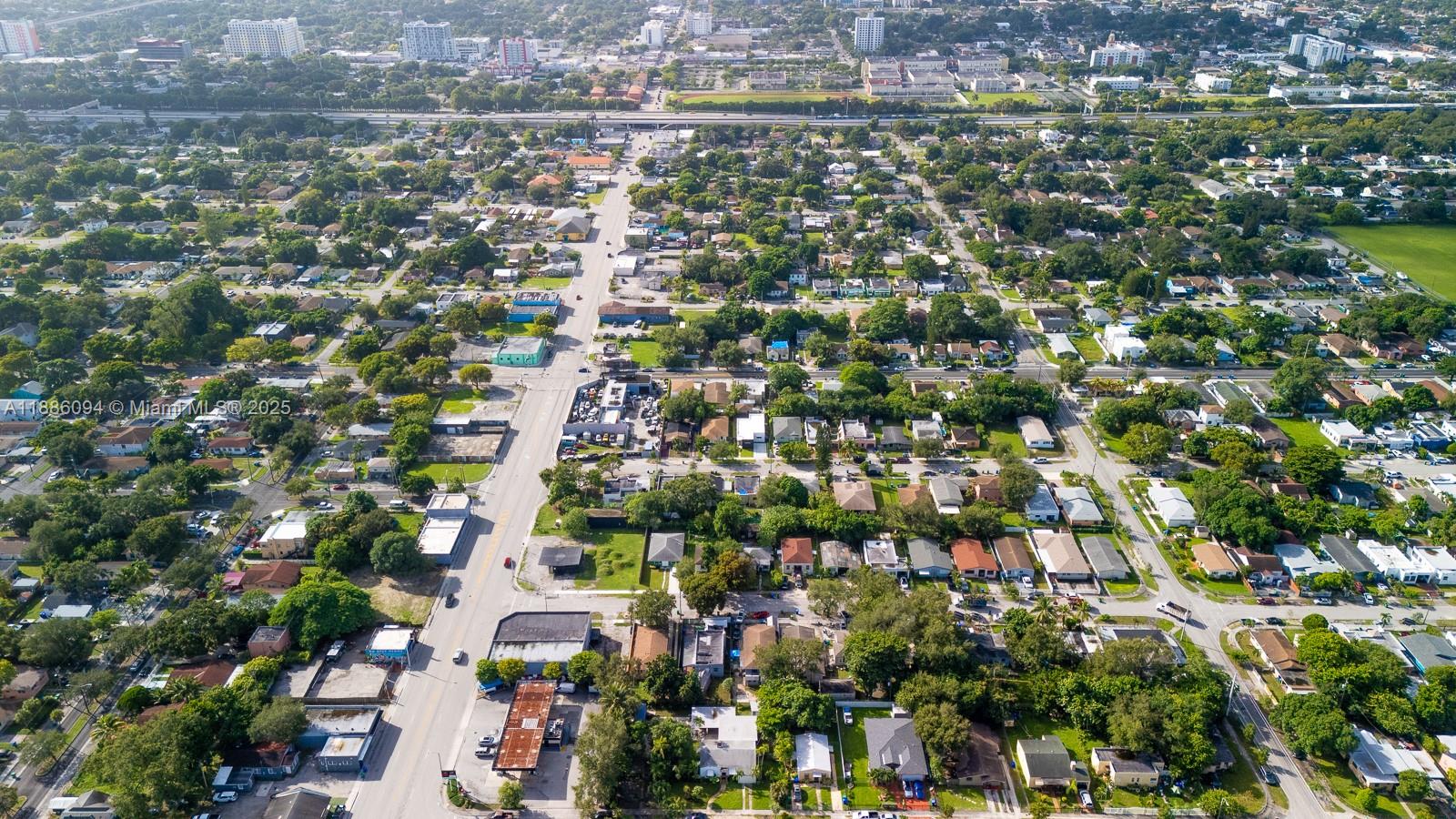 17TH AVE MANOR - Residential Income