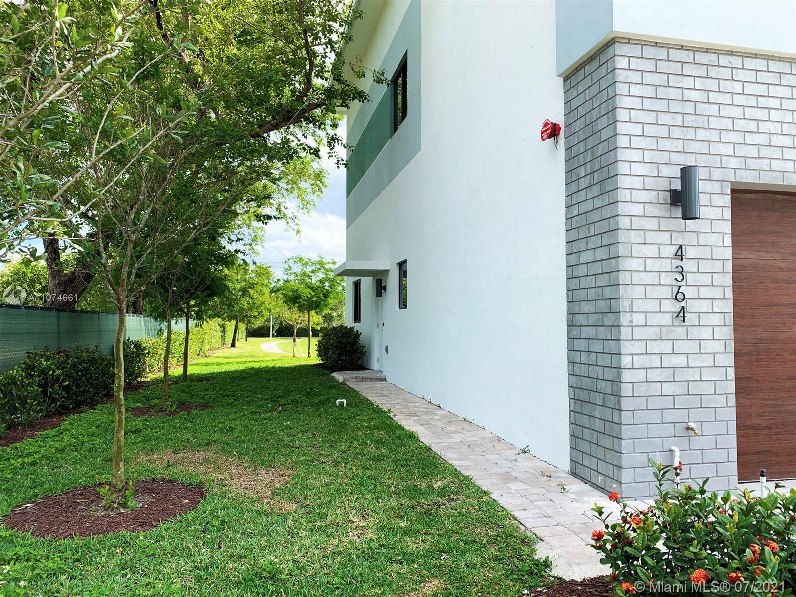 PLANTATION BUSINESS PARK - Residential