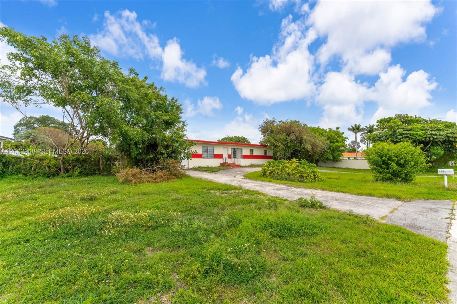 BIRD ROAD FARMSITES - Land