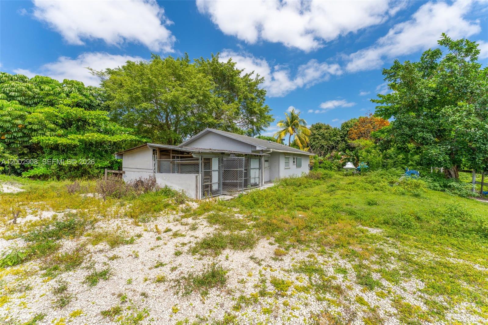 BIRD ROAD FARMSITES - Land