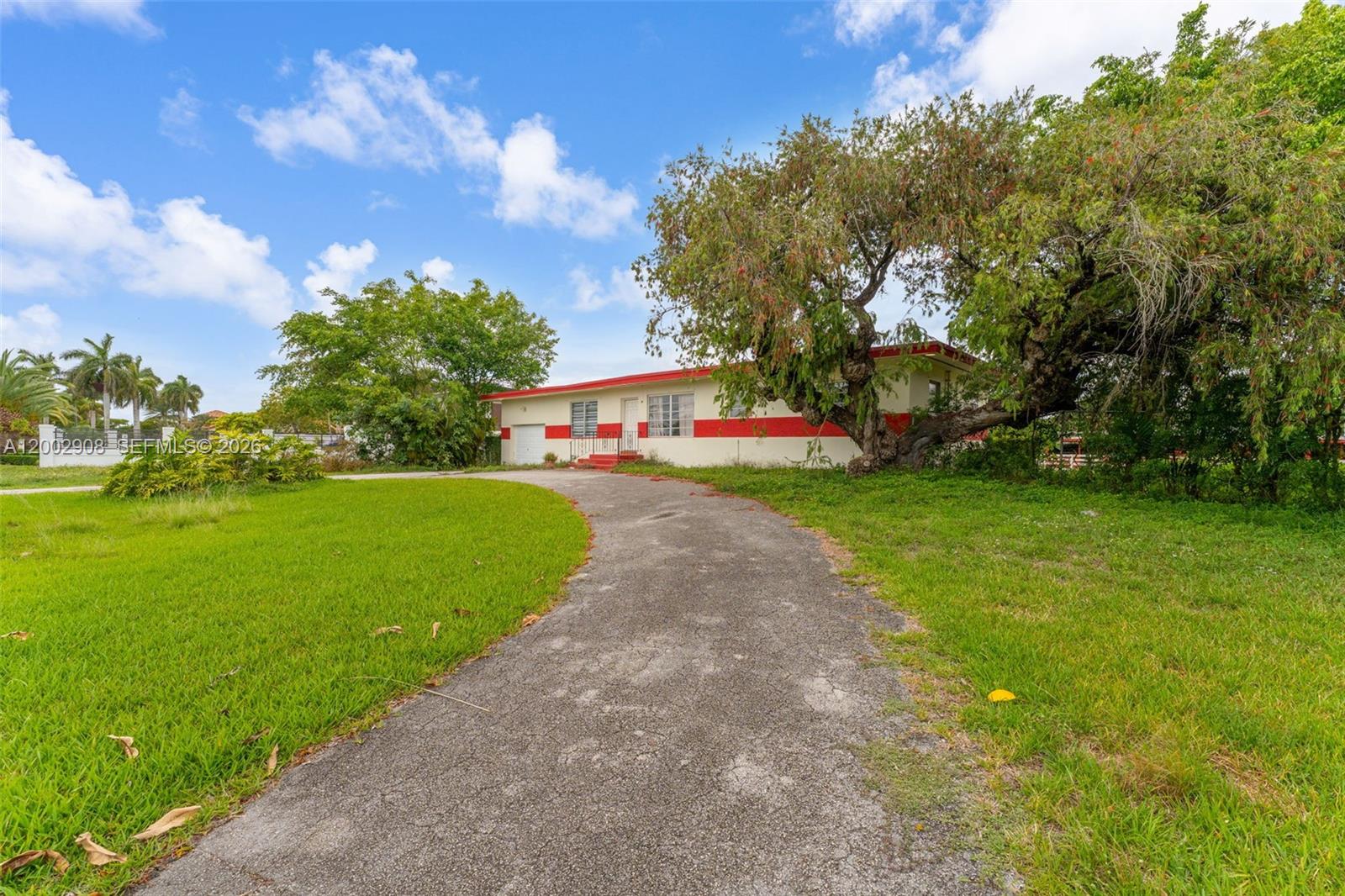 BIRD ROAD FARMSITES - Land