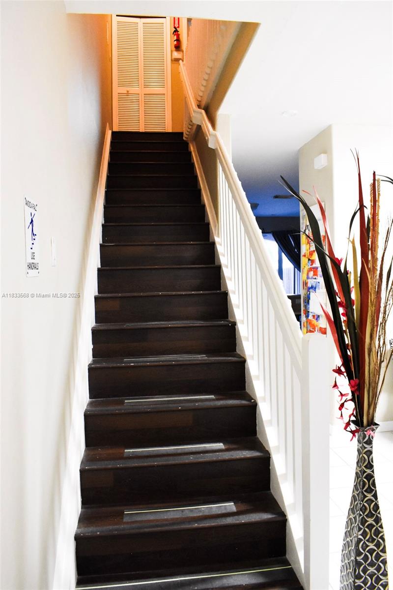 CENTURY GARDENS VILLAS - Residential