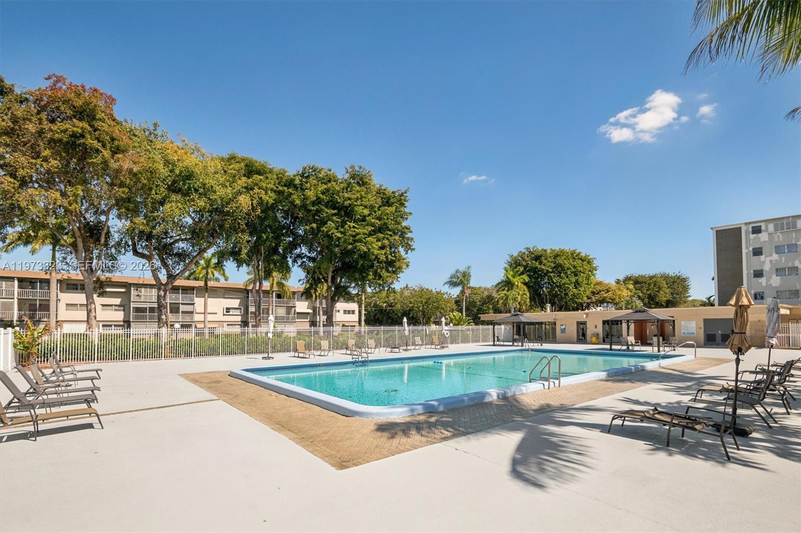 HILLCREST NO 4 CONDO - Residential