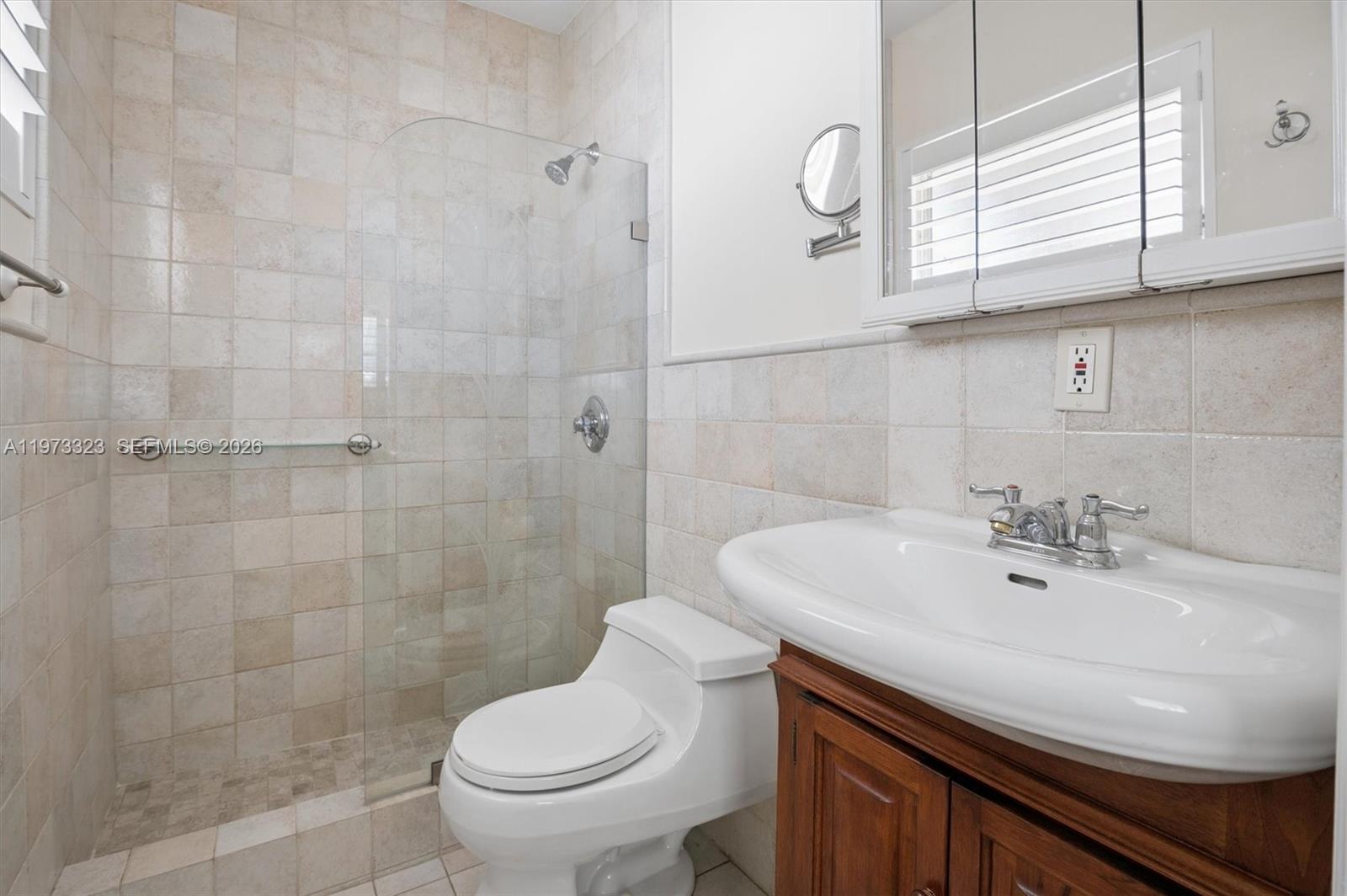 HILLCREST NO 4 CONDO - Residential