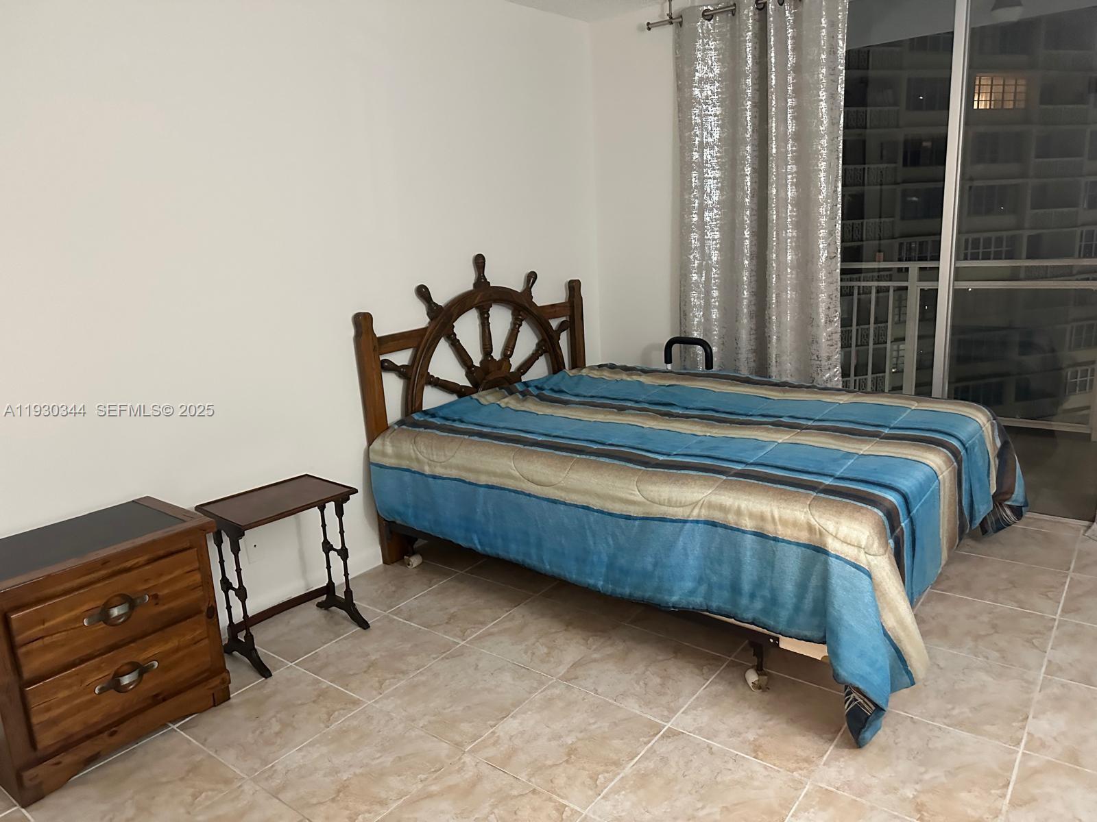 IMPERIAL TOWERS NORTH CON - Residential Lease