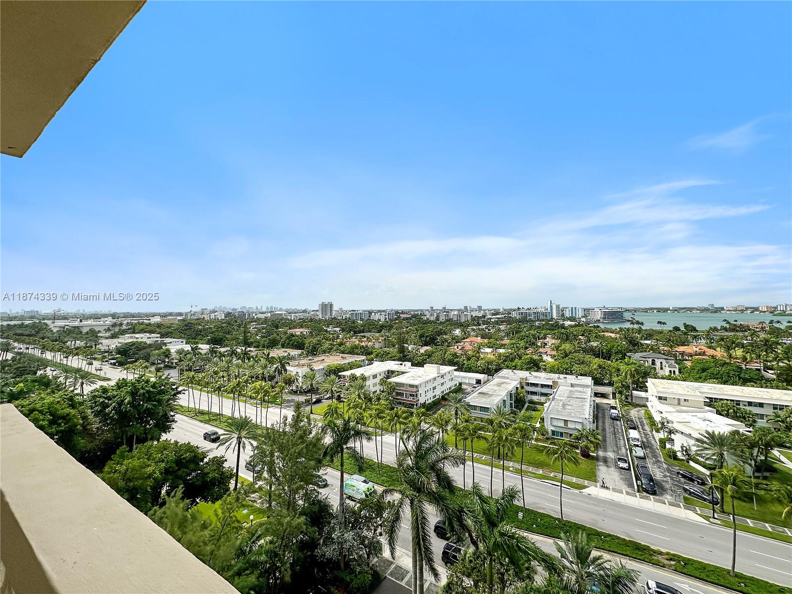 10185 Collins Ave 1206