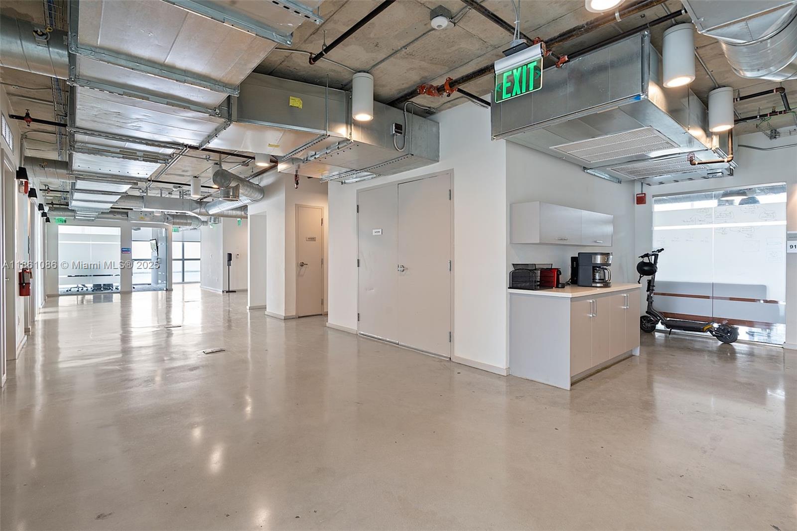 Professional office space available for lease. Excellent location just off of the i95 & 7th st, with quick access to the Brickell area • 9th Floor: 89sf available • $701/month • City Views • Floor to Ceiling Windows • Conference Room • Available Immediately