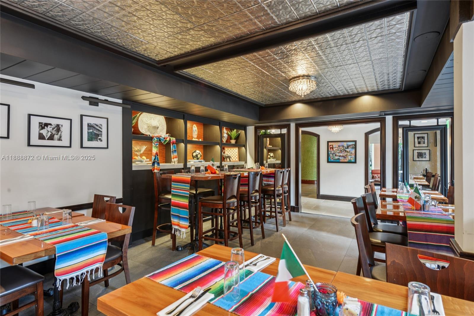 THE MUTINY CONDO - Residential