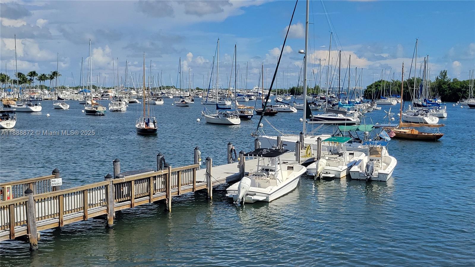 THE MUTINY CONDO - Residential