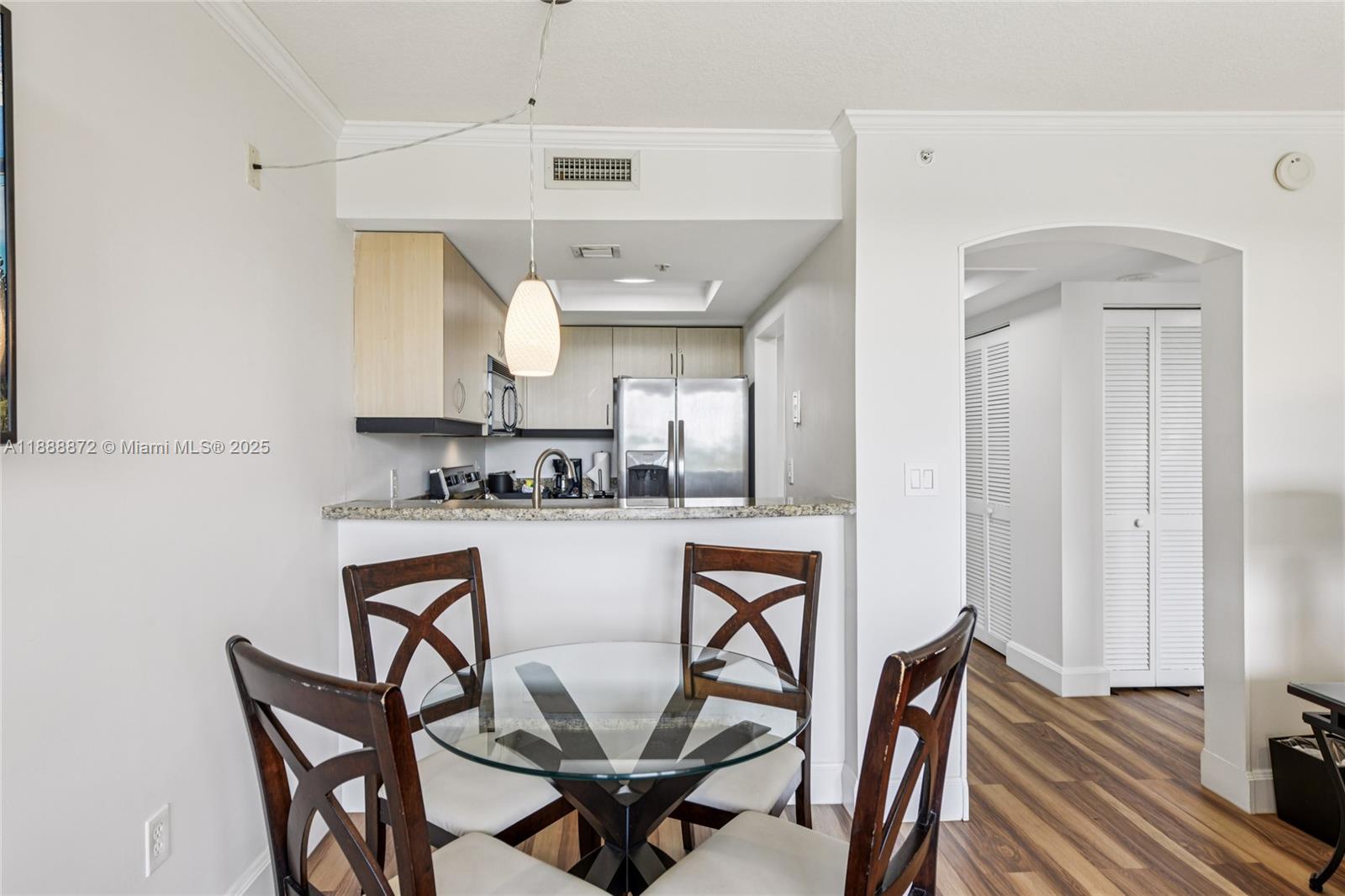 THE MUTINY CONDO - Residential