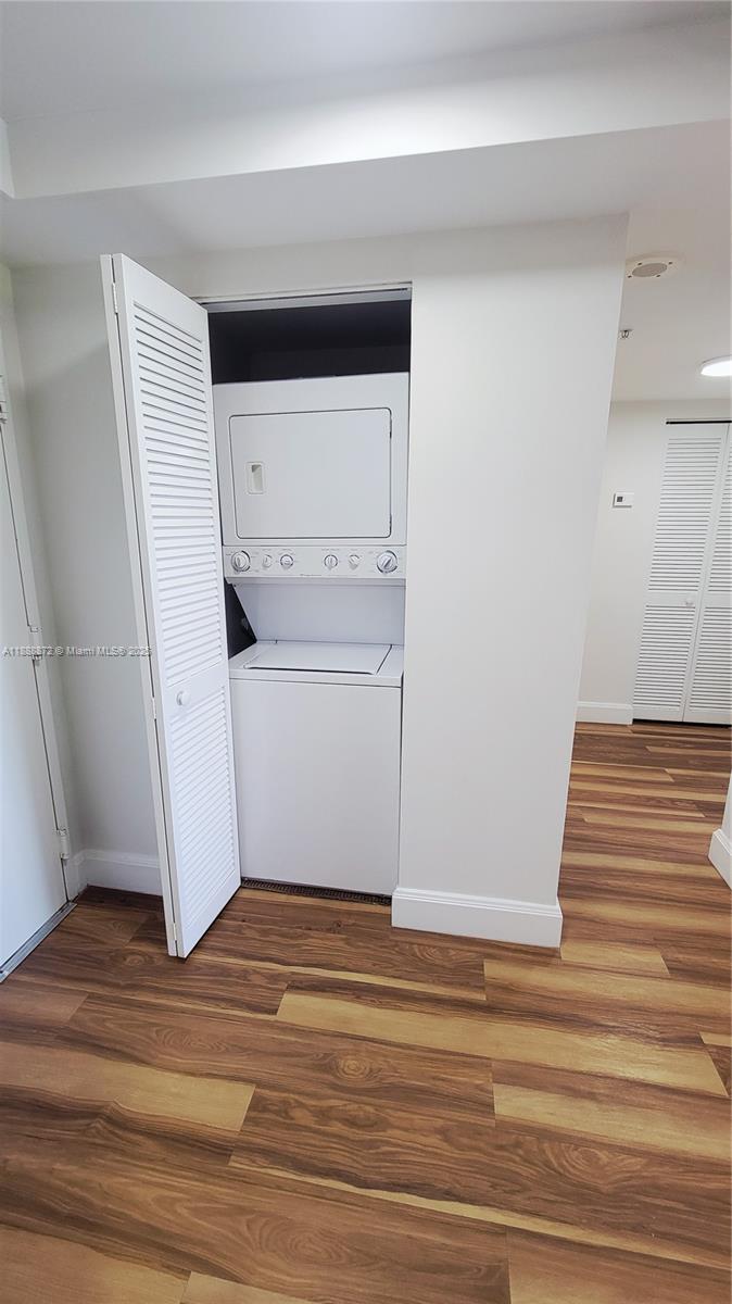 THE MUTINY CONDO - Residential