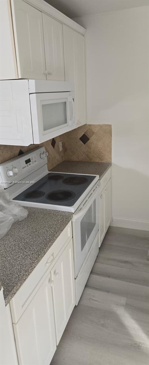 CROSSINGS OF BOYNTON BEAC - Residential Lease