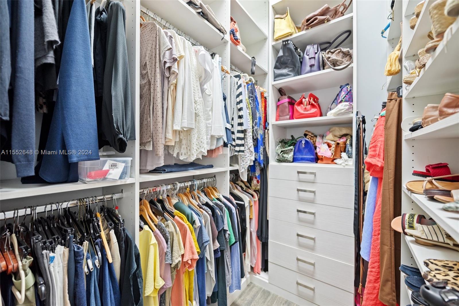 CORAL GABLES RIVIERA SEC - Residential