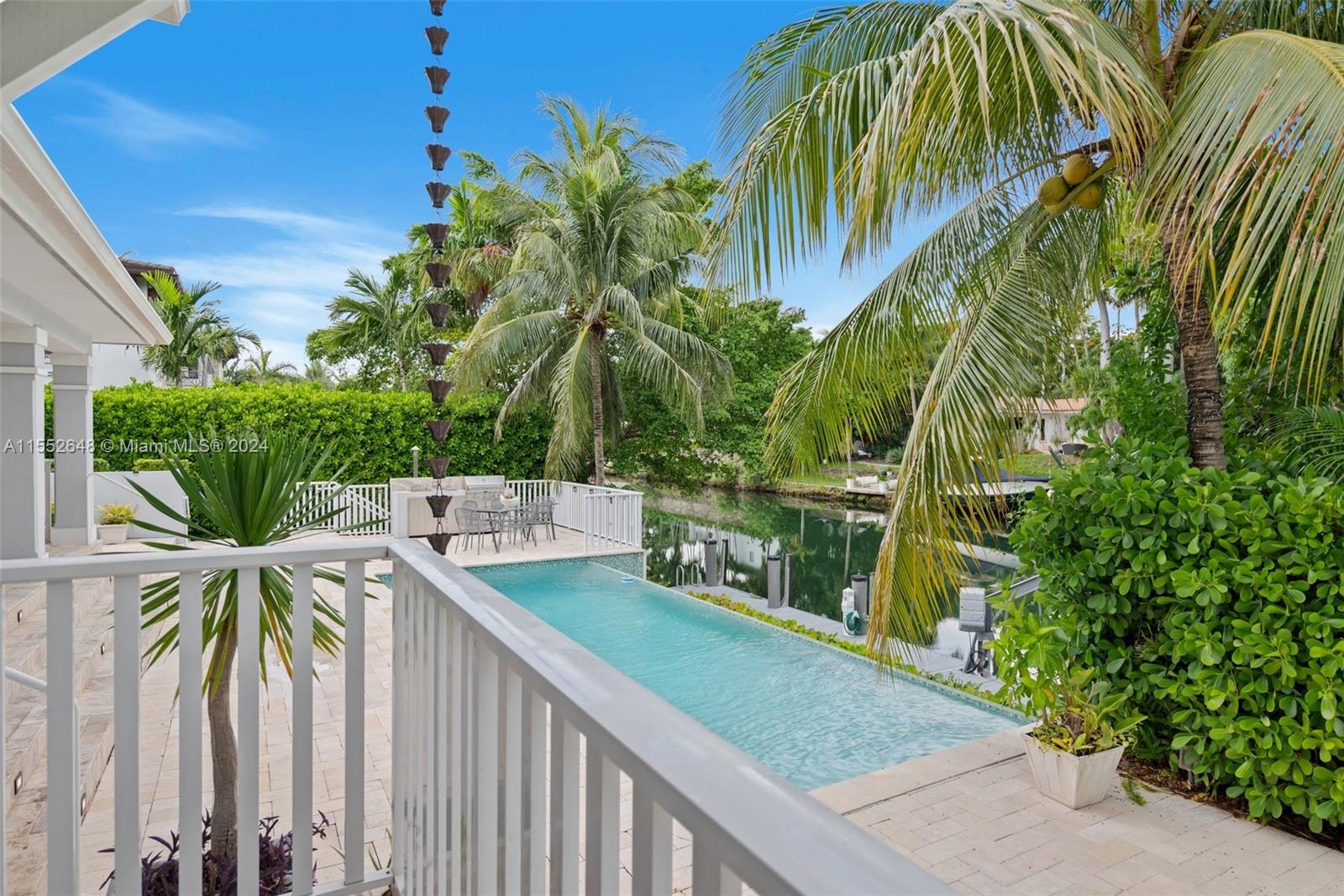 CORAL GABLES RIVIERA SEC - Residential