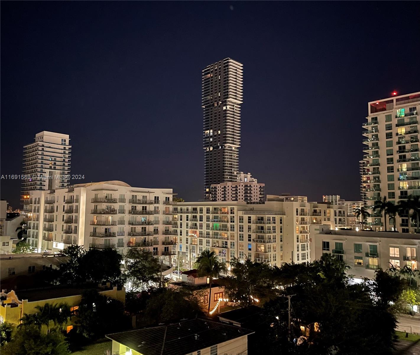 26 EDGEWATER CONDO - Residential Lease
