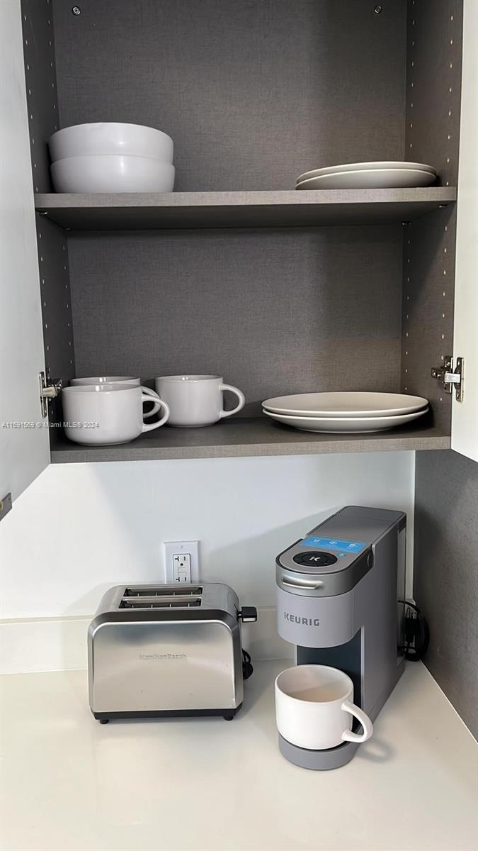 26 EDGEWATER CONDO - Residential Lease
