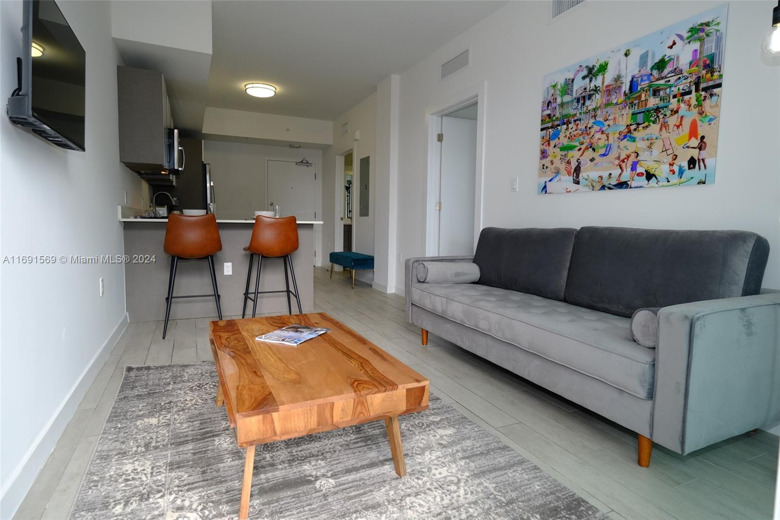 26 EDGEWATER CONDO - Residential Lease