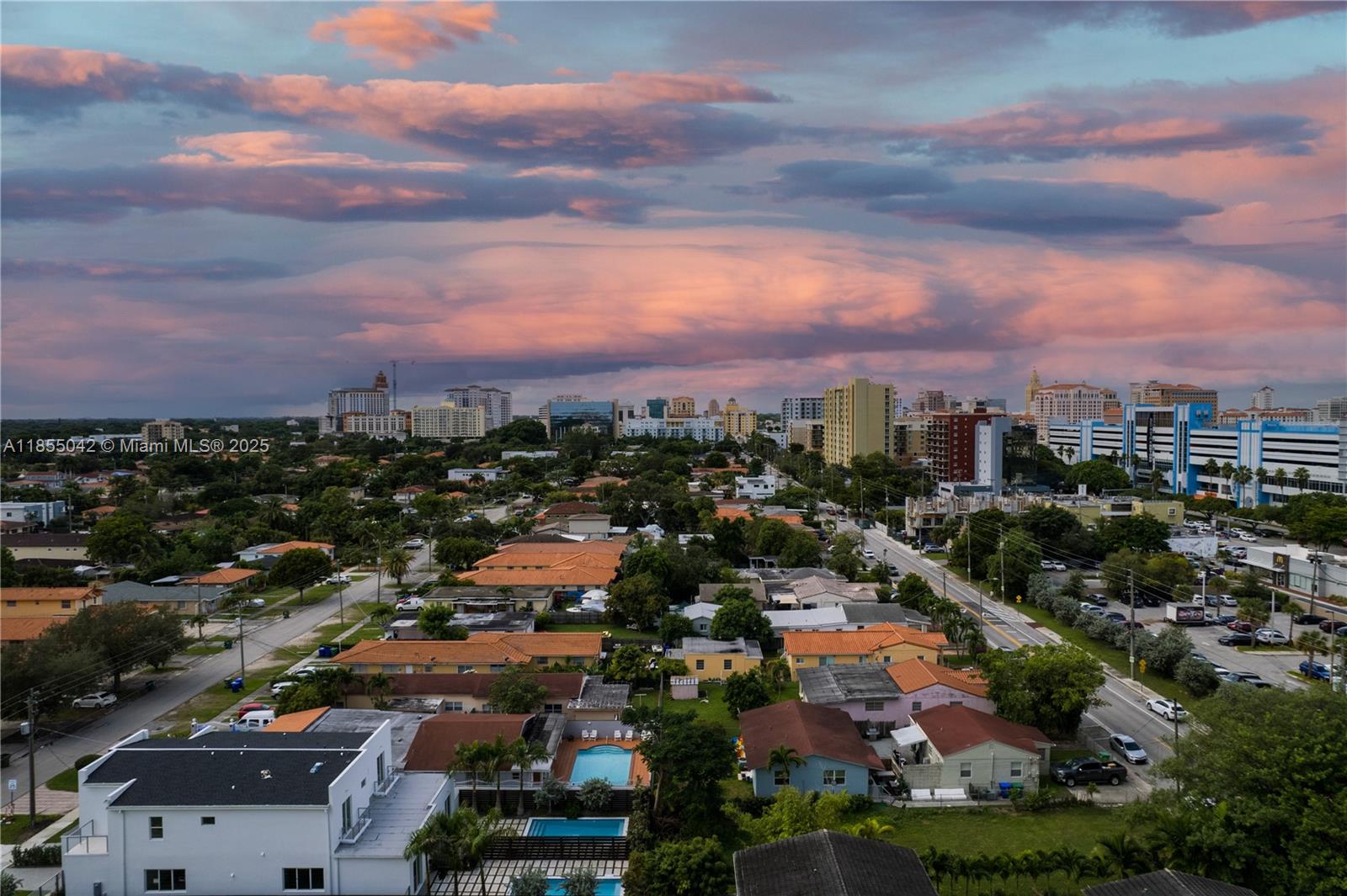 SHAMROCK BY THE GABLES CO - Residential Lease