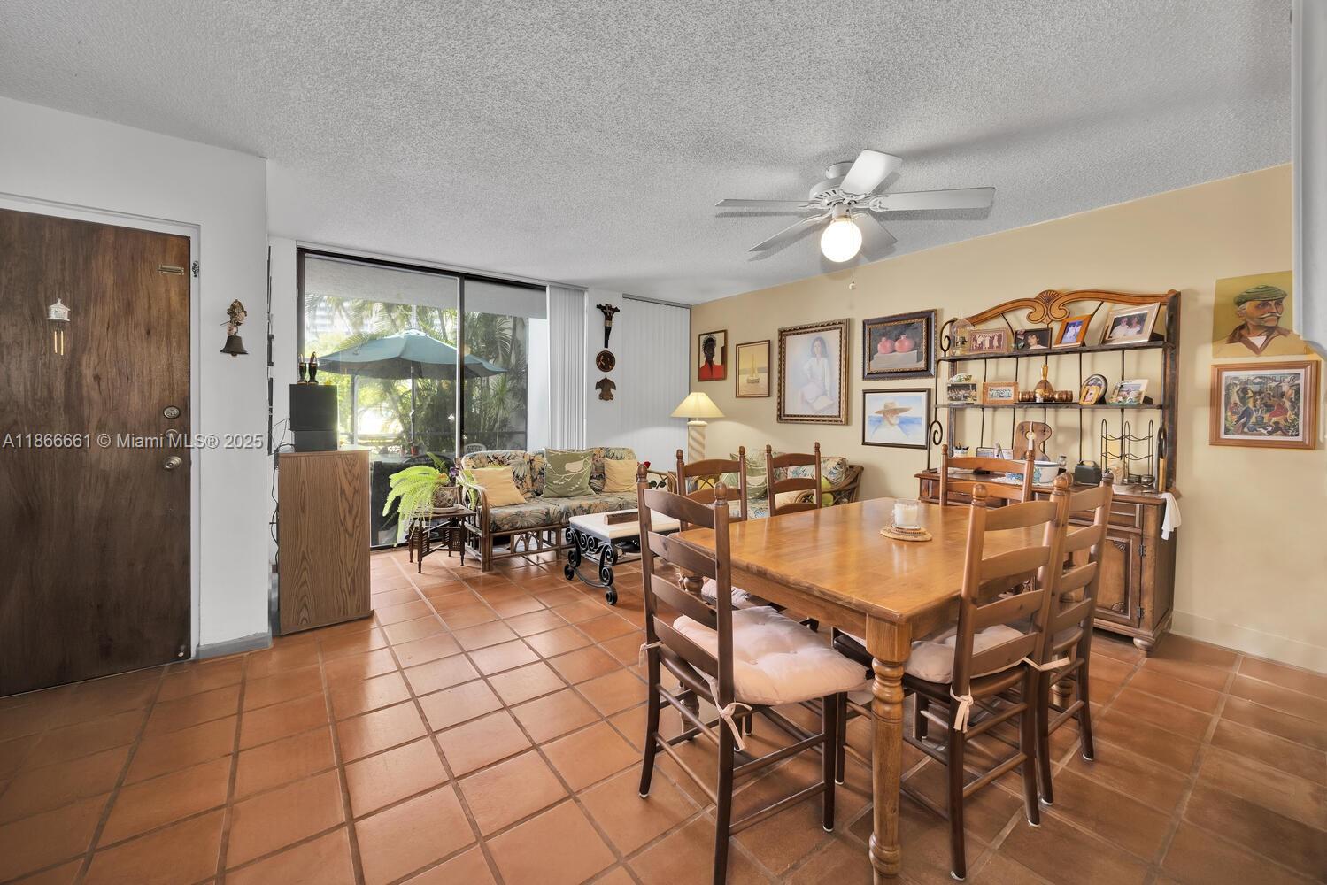 GRAPETREE TOWNHOUSE CONDO - Residential
