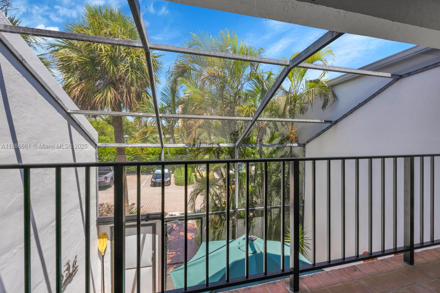 GRAPETREE TOWNHOUSE CONDO - Residential