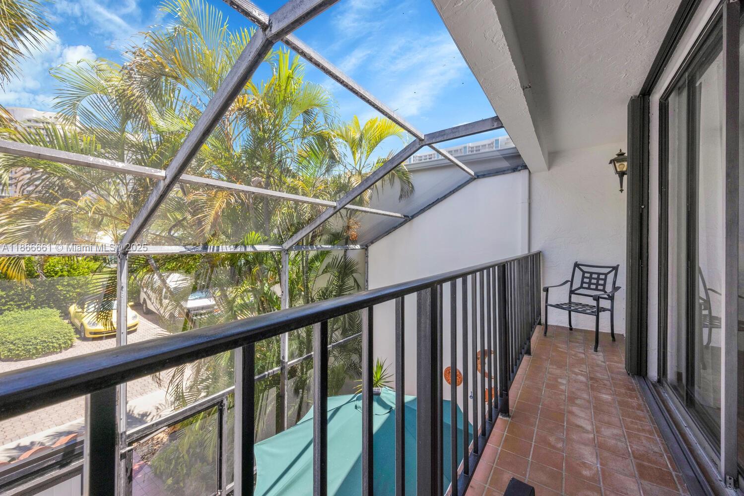 GRAPETREE TOWNHOUSE CONDO - Residential