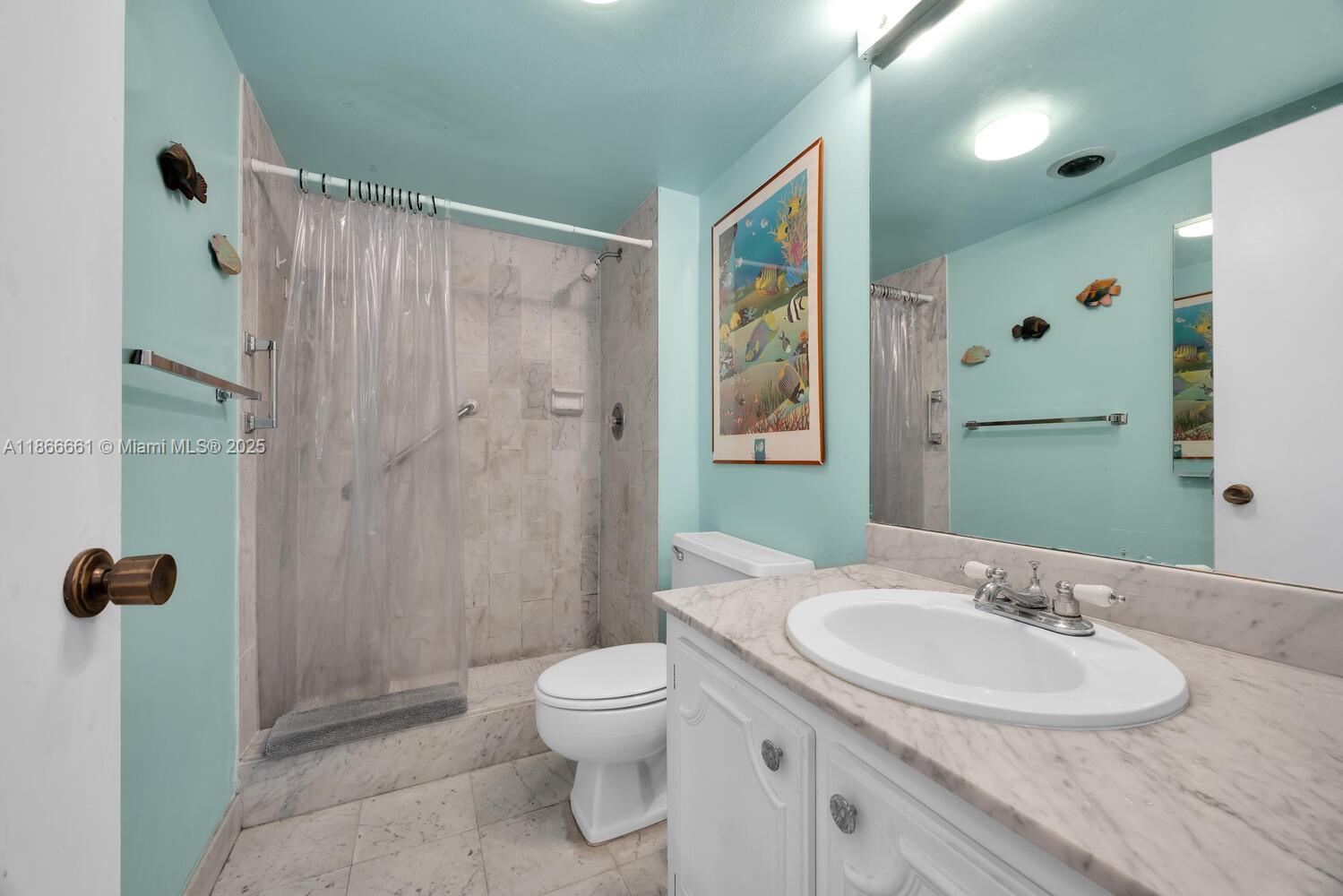 GRAPETREE TOWNHOUSE CONDO - Residential