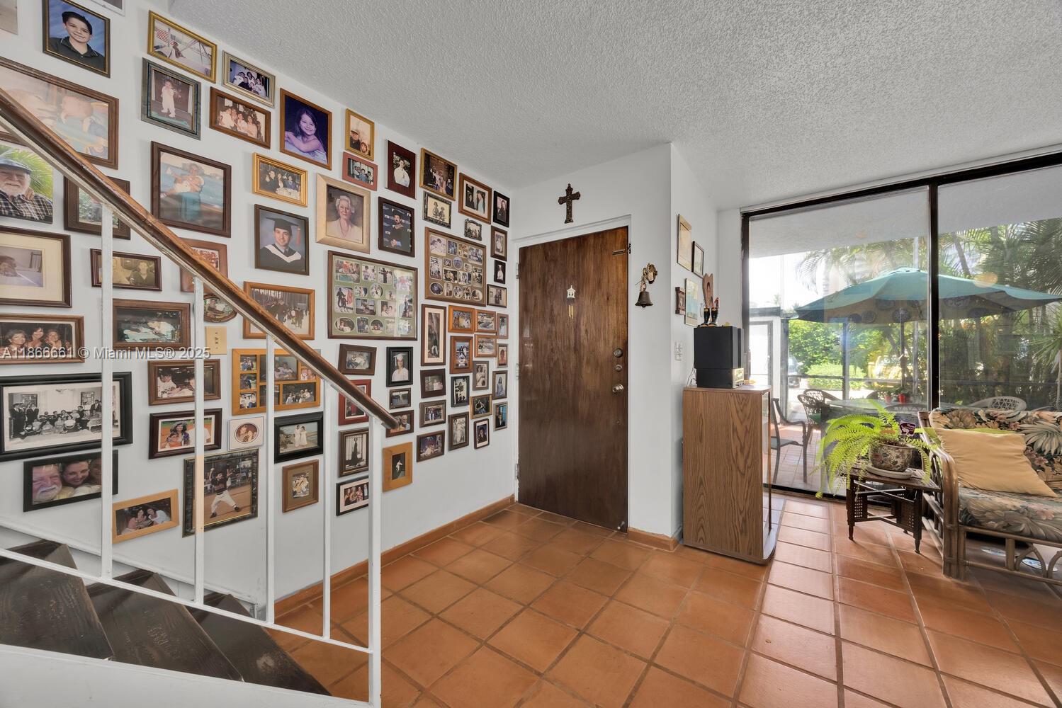GRAPETREE TOWNHOUSE CONDO - Residential
