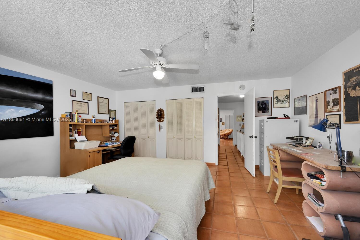 GRAPETREE TOWNHOUSE CONDO - Residential