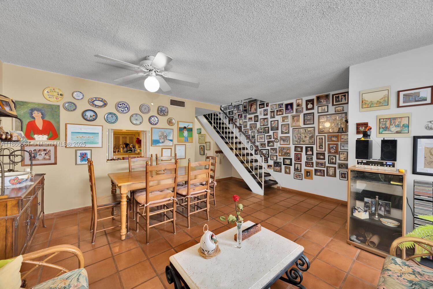 GRAPETREE TOWNHOUSE CONDO - Residential