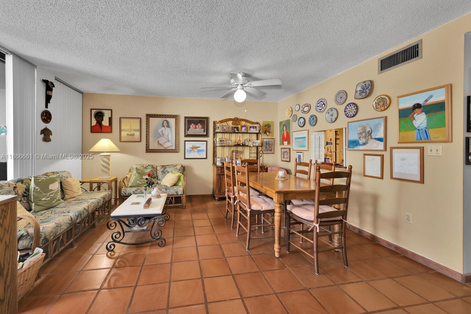 GRAPETREE TOWNHOUSE CONDO - Residential