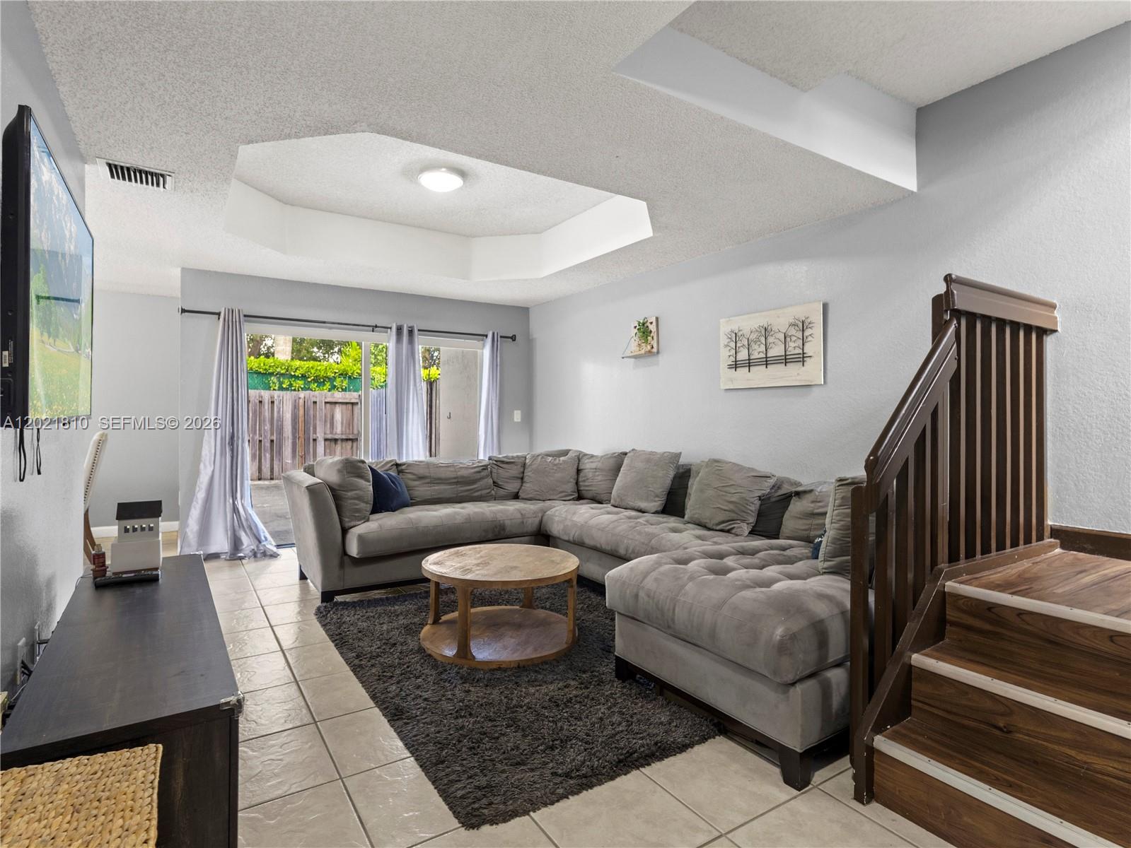 DORAL LANDINGS TOWNHOMES - Residential