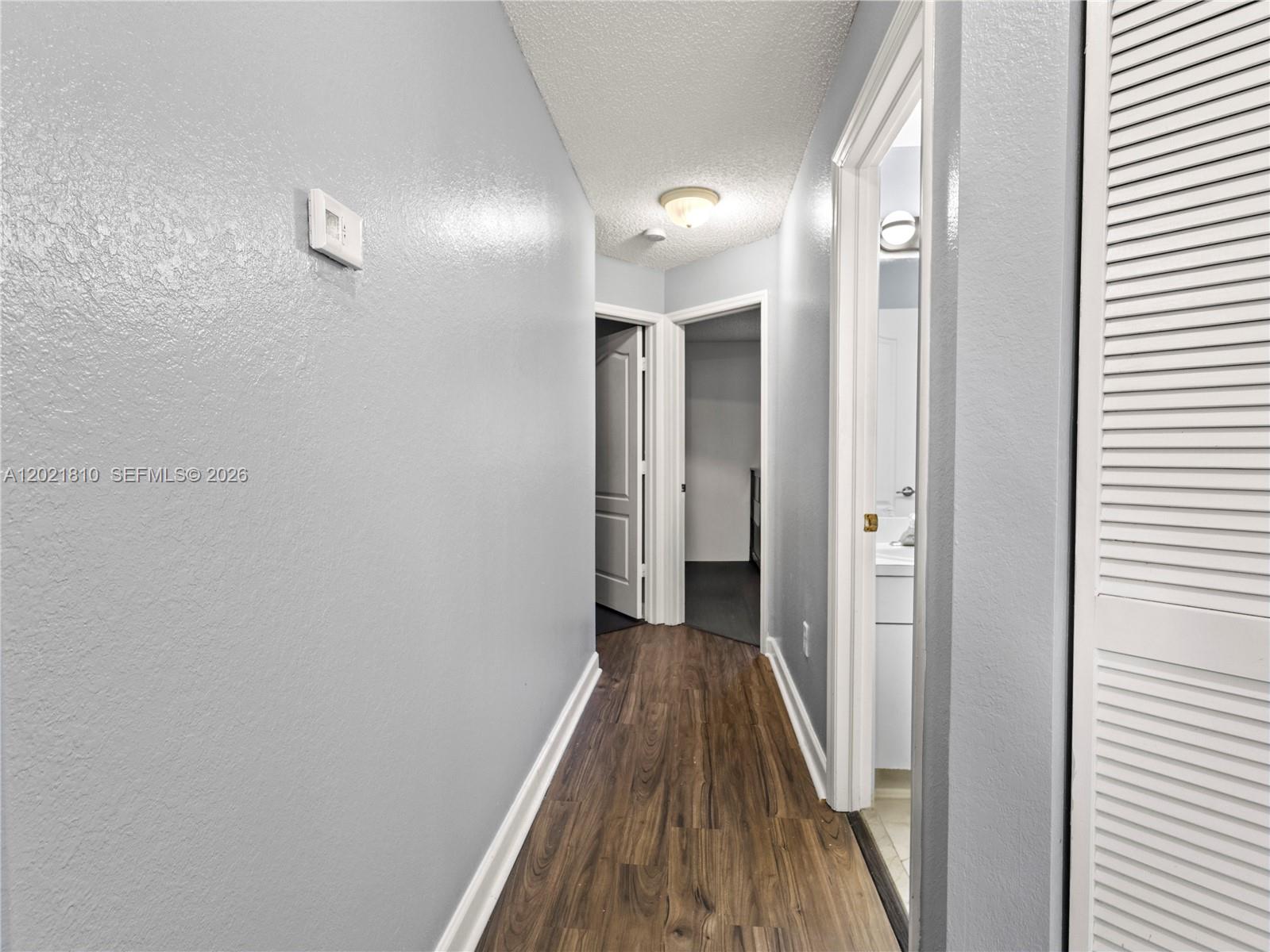 DORAL LANDINGS TOWNHOMES - Residential