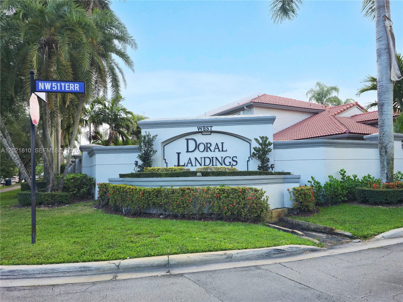 DORAL LANDINGS TOWNHOMES - Residential