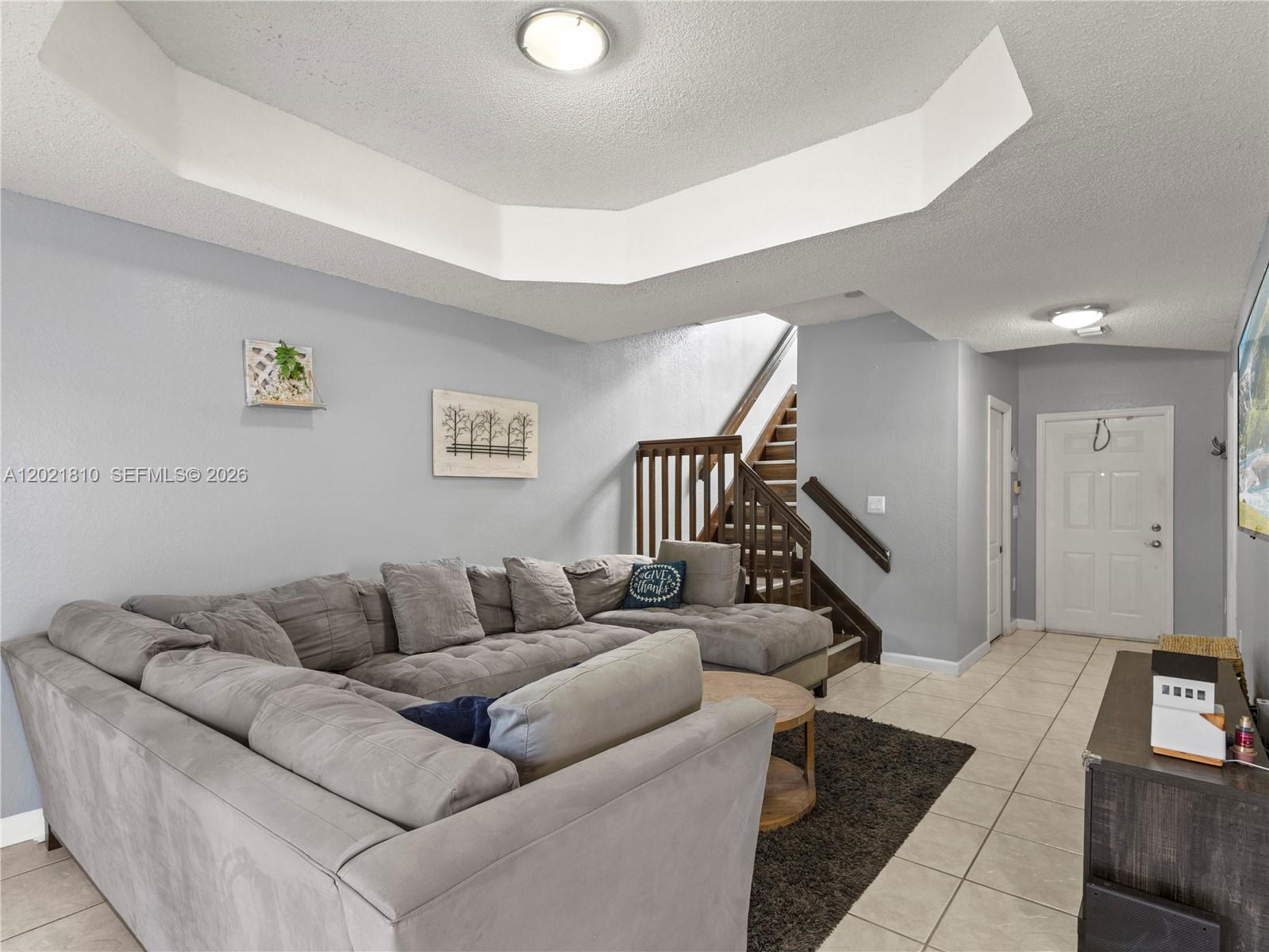 DORAL LANDINGS TOWNHOMES - Residential