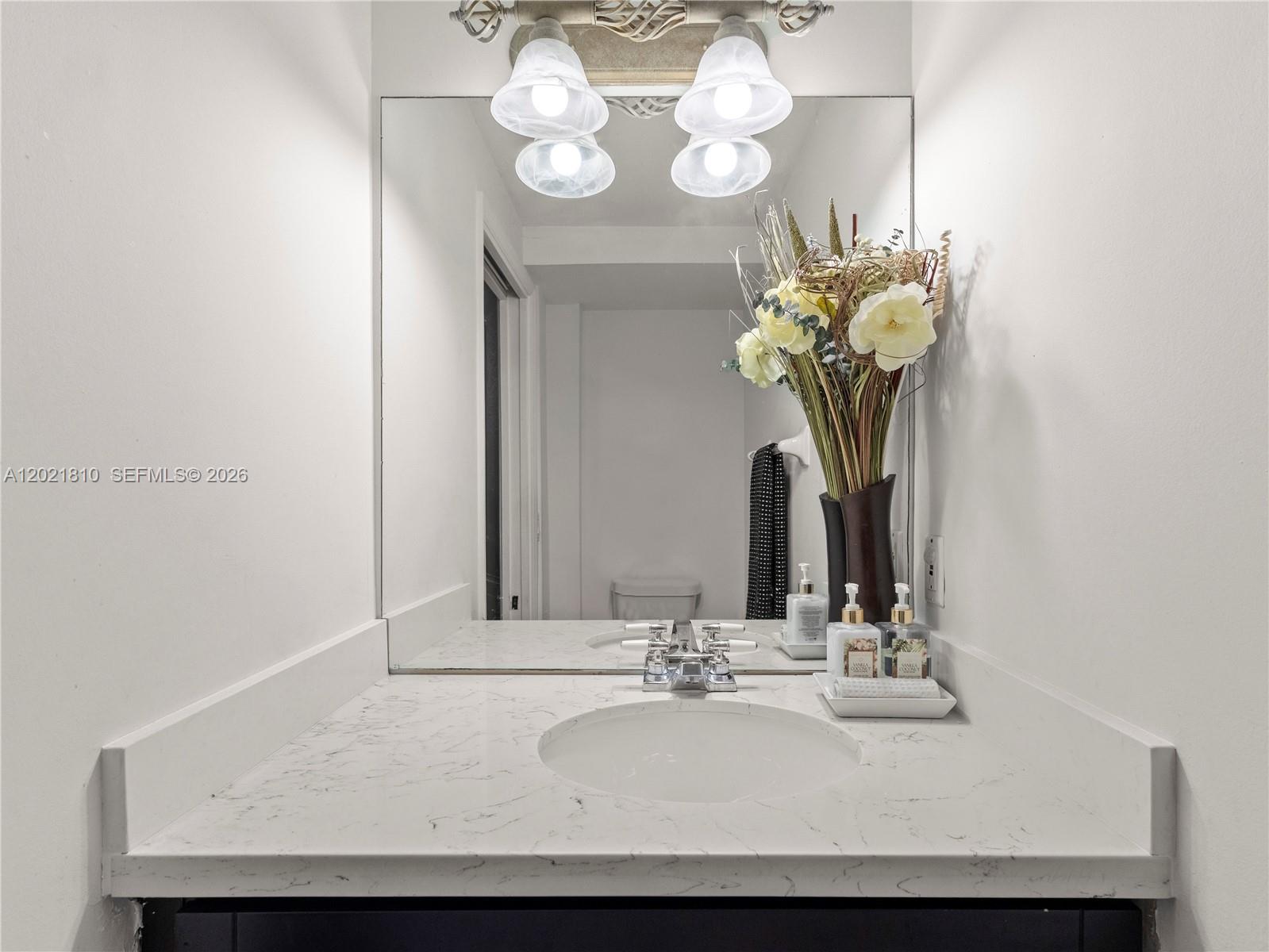DORAL LANDINGS TOWNHOMES - Residential