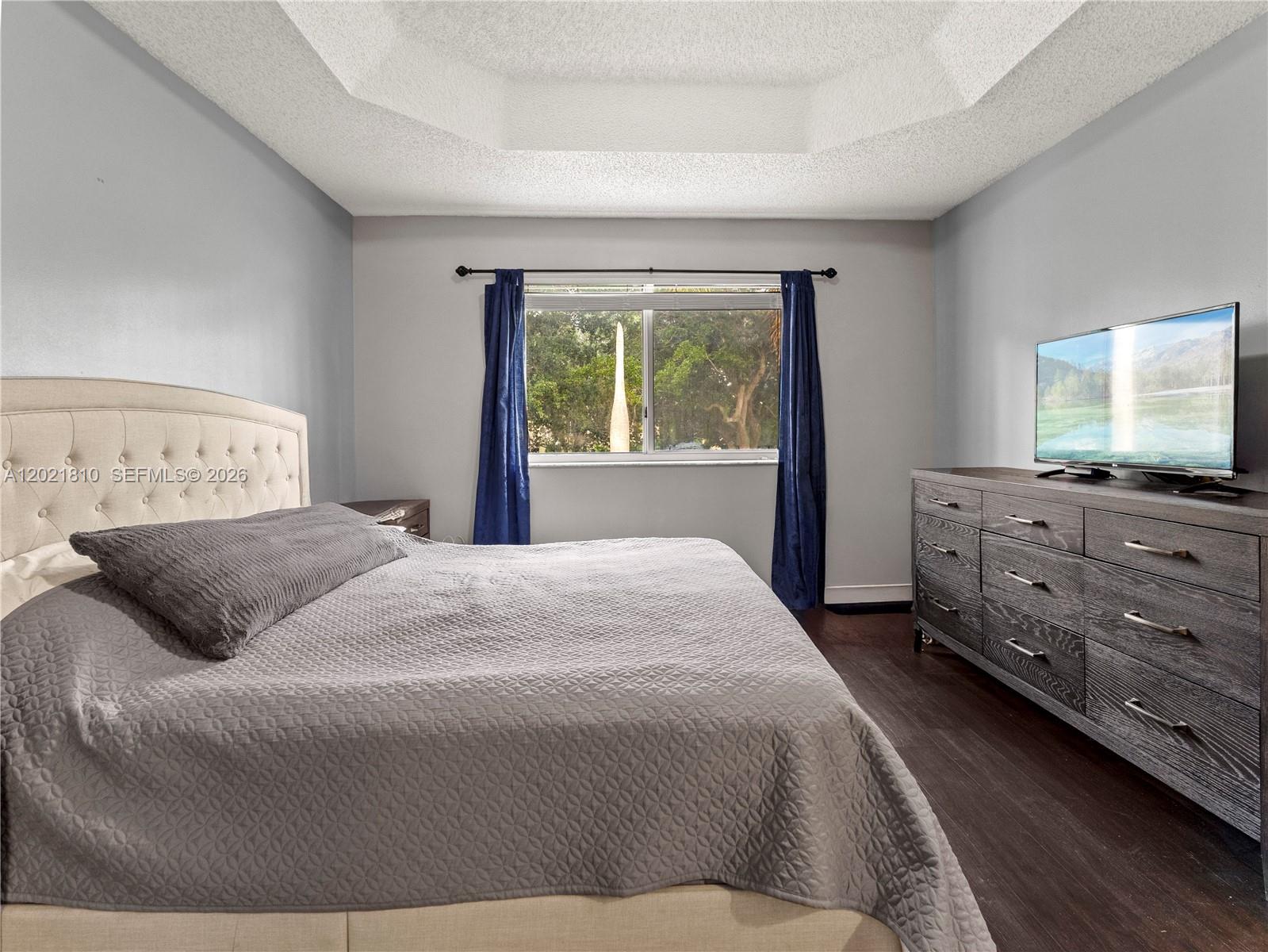 DORAL LANDINGS TOWNHOMES - Residential
