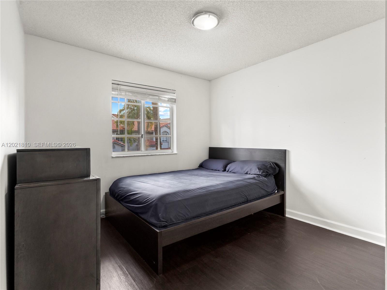 DORAL LANDINGS TOWNHOMES - Residential