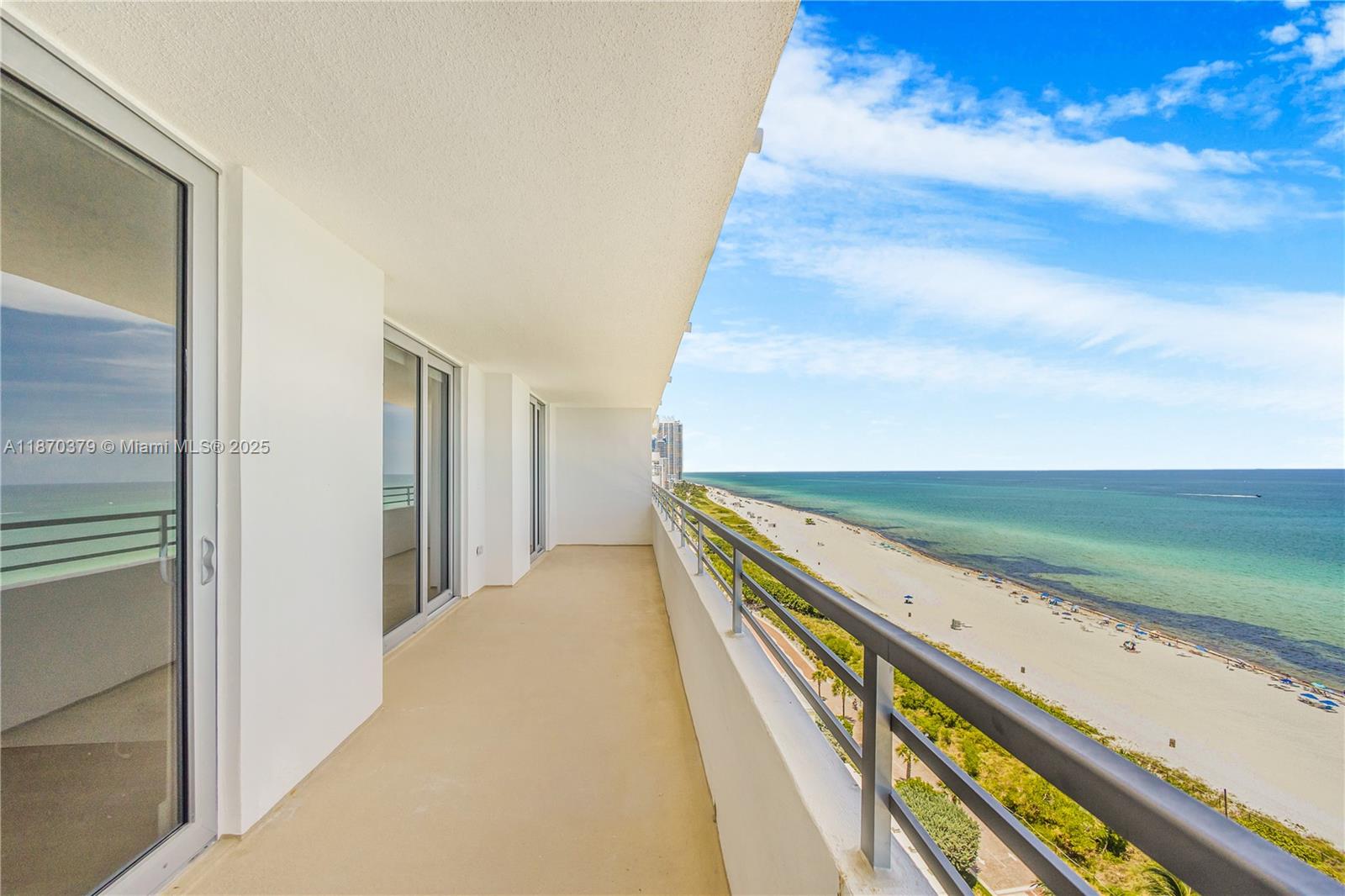 5555 Collins Ave 16K