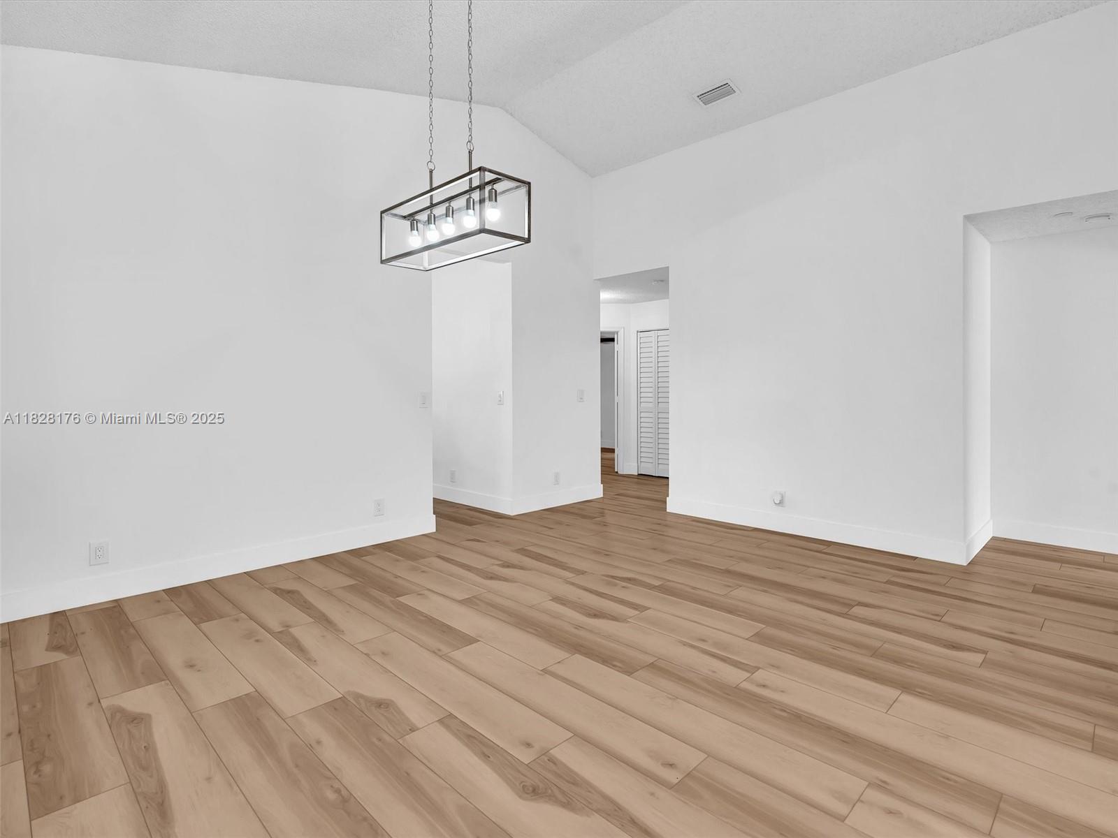 BRIDGEWATER AT PLANTATION - Residential